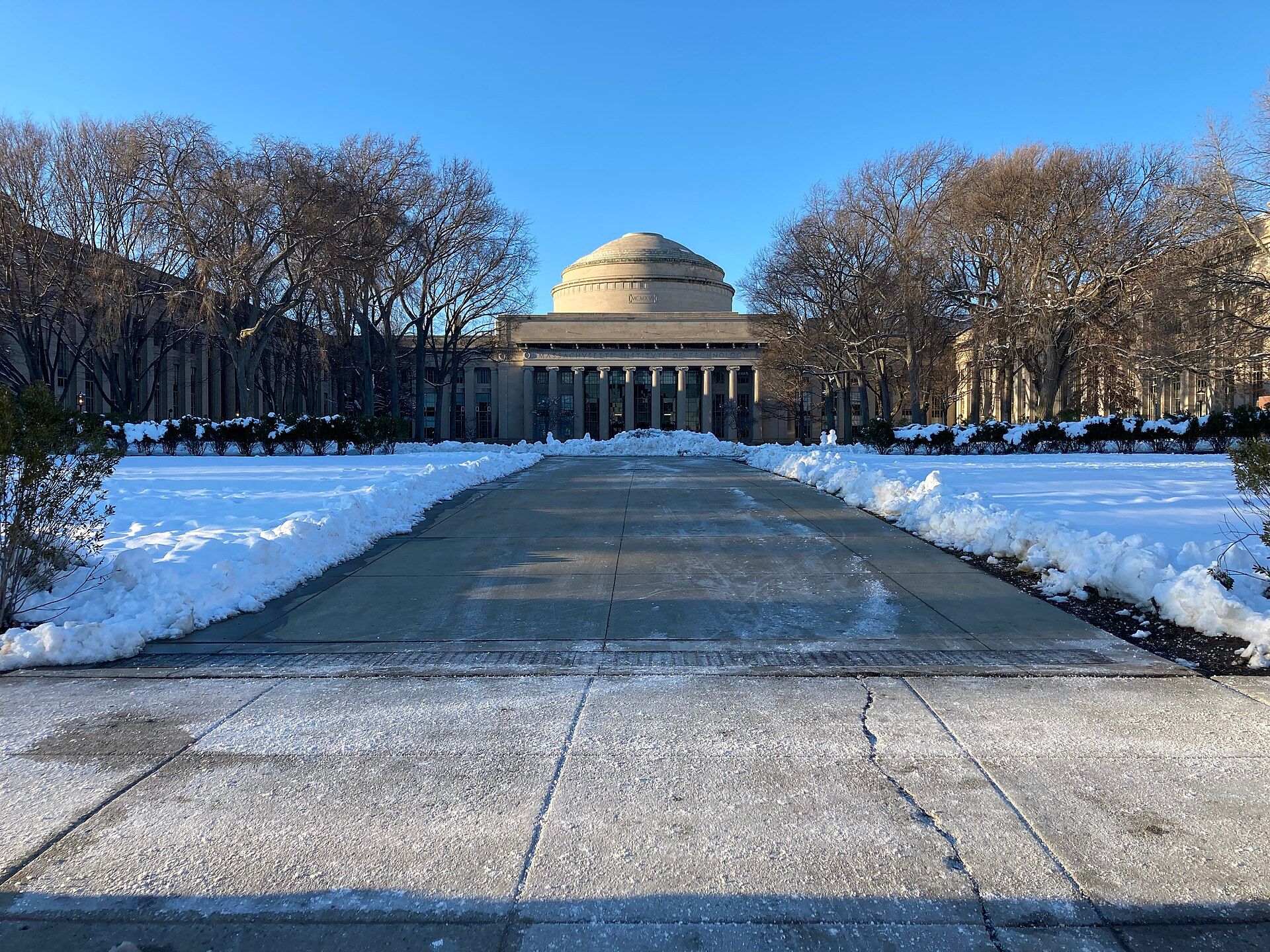 Campus, MIT